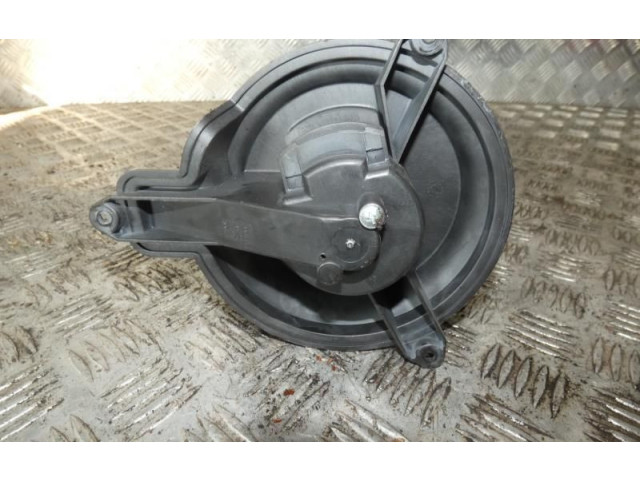 Вентилятор печки Peugeot 306