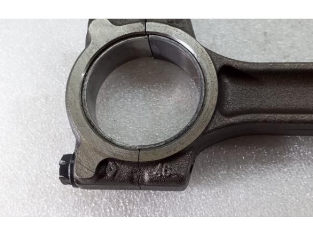 Поршень D7P464 Renault Clio III