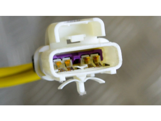 Подушка безопасности пассажира 30342477A, 34056473A Maserati Levante