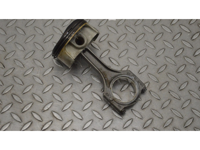 Píst 9A11031400R Porsche 911 991 MA1.03