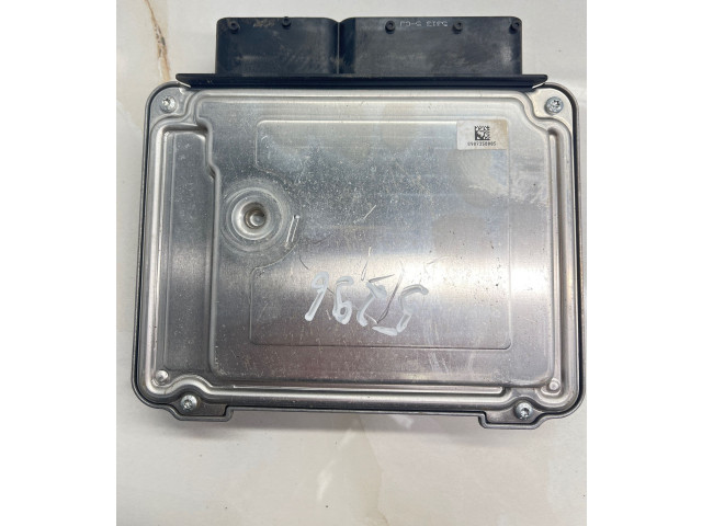 Řídící jednotka 03L906018DC, 03L907309AE Volkswagen Caddy 2012