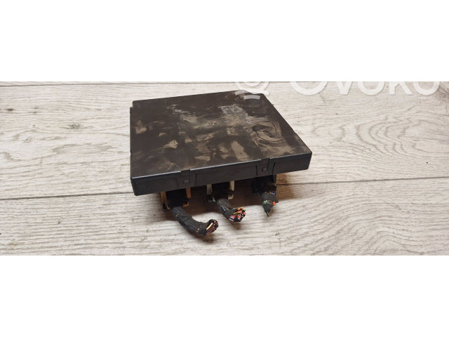 Блок комфорта 1k0937085l   Skoda Yeti (5L)   