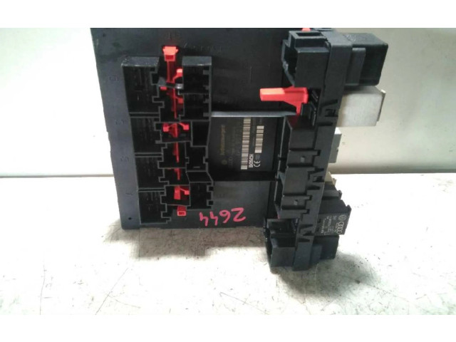 Блок предохранителей 8P0907279F Audi A3 S3 8P