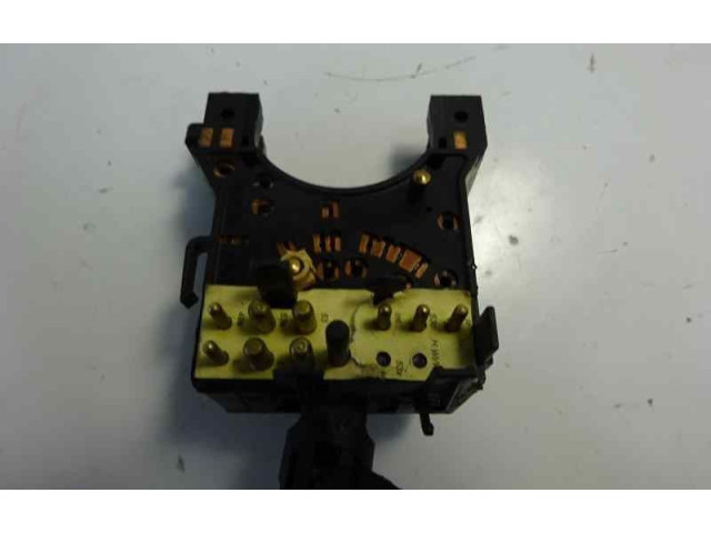 Ручка стеклоочистителей    Audi A6 S6 C4 4A