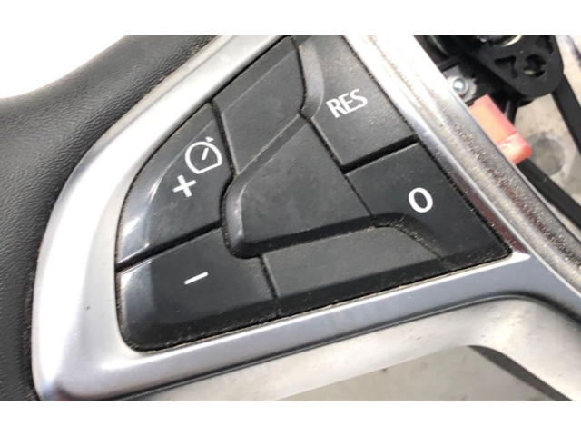 Руль Dacia Duster II  2017 - 2024 года       