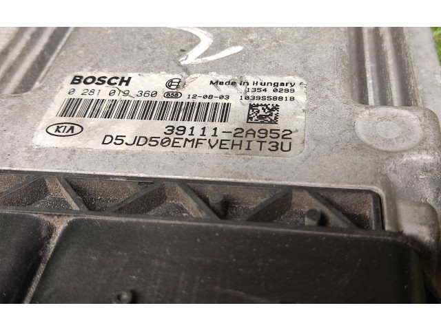 Блок управления двигателем Блок управления 391112A952, 0281019360   KIA Ceed