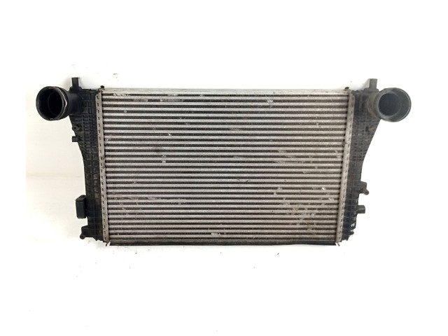 Интеркулер  1K0145803T, 3C0145805F   Volkswagen Touran I 