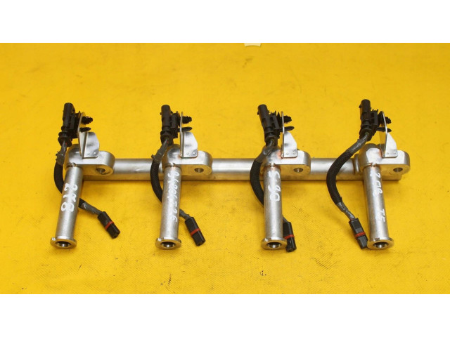 Топливная рампа    Volvo S90, V90  