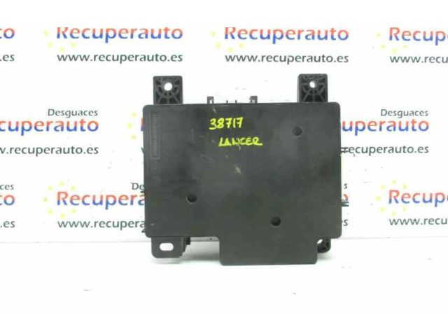 Блок предохранителей 519438101 Mitsubishi Lancer