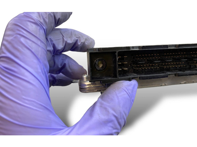 Блок управления двигателя 08692554A, MB0797000   Volvo V70