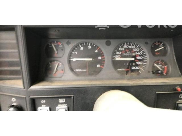 Панель приборов    Jeep Cherokee       