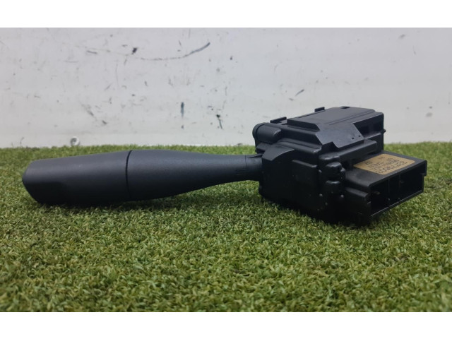 Включатель стеклоочистителей       Peugeot 106  1992 - 1995 года   