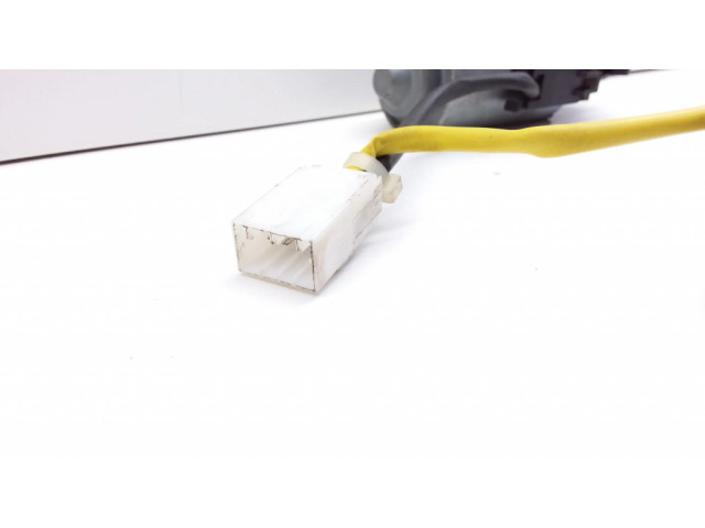 Электрический двигатель для регулировки положения руля