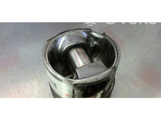  Поршень 9HXDV6ATED4   Peugeot Partner  