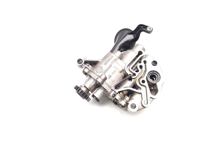 Масляный насос CCZA 06H115105 Skoda Octavia Mk2 (1Z)