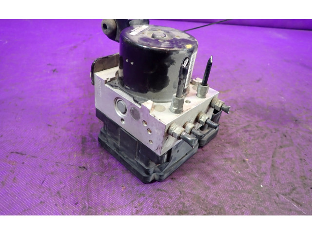 Блок АБС 8V61-2C405-AF, 8V61-2C405-AF Mazda 3 II 2009 - 2013 года