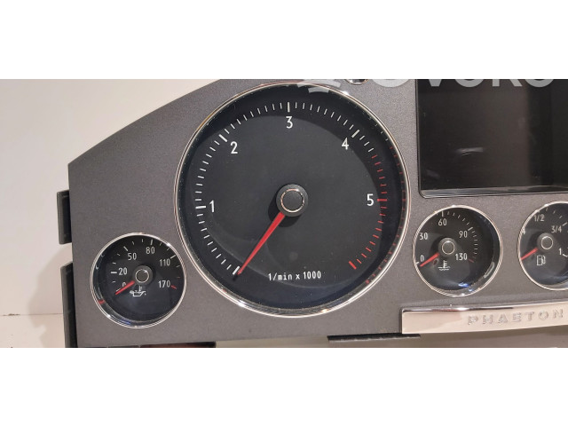 Панель приборов 3D0920882E, 6033EDO094   Volkswagen Phaeton       