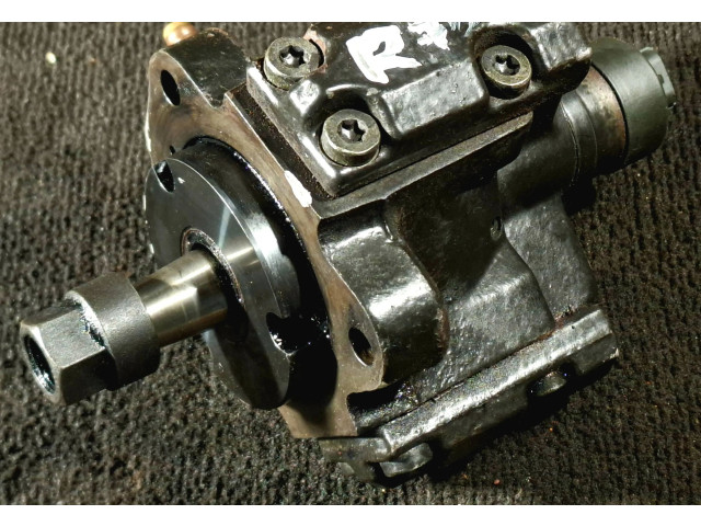 Топливный насос