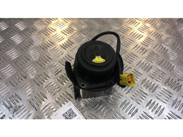 Надувная подушка для пешеходов