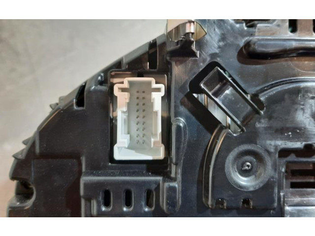 Панель приборов A20529008329   Mercedes-Benz GLC C253       