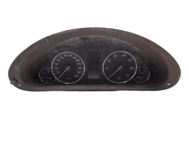 Přístrojová deska Mercedes-Benz C W203 2005 A2035408747