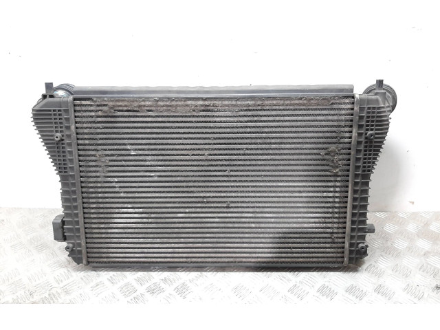 Интеркулер 1K0145803R Skoda Octavia Mk2 (1Z)
