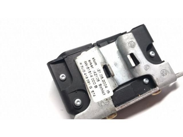 Мултифункционный включатель управления / ручка