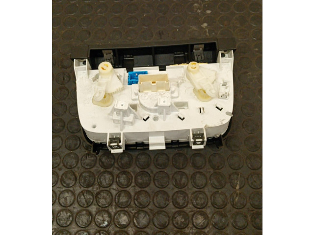 Блок управления климат-контролем    Fiat Punto Evo