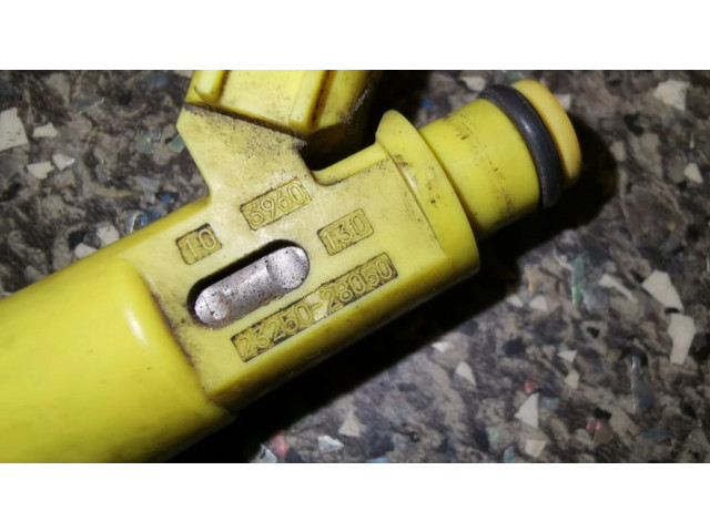 Vstřikovač 2325028050   Toyota RAV 4 (XA20)  pro benzínový motor 2.0  