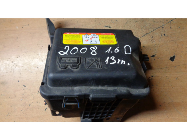 Pojistková skříňka 9671924480 Peugeot 2008 2014