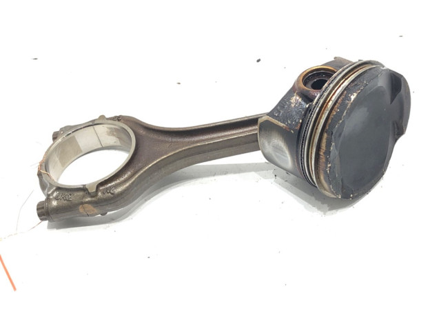 Поршень с шатуном 04EAM Volkswagen Golf VII