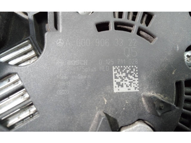 Генератор A0009063322, P3-B5-9-3   Mercedes-Benz A W176      