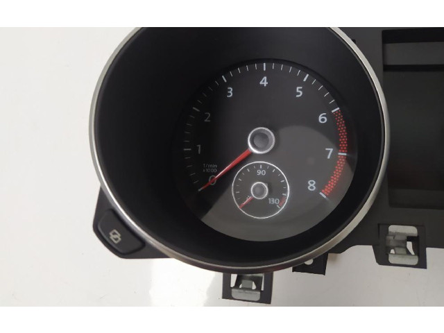 Панель приборов 5K0920870D Volkswagen Golf VI