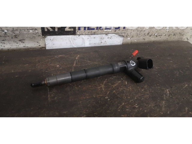 Форсунка 04L130277D, 04L130277BC    Skoda Octavia Mk2 (1Z)  CXXB 