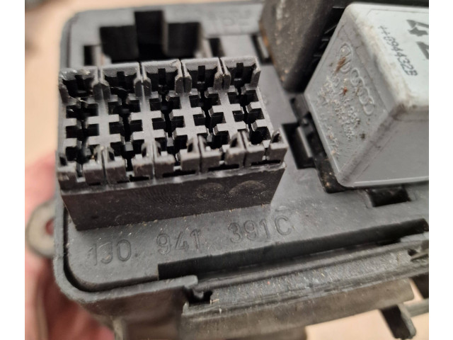 Блок предохранителей 1J0941391C Audi A3 S3 8P