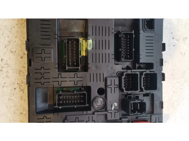 Блок предохранителей 281208364, 281192483C Citroen C5