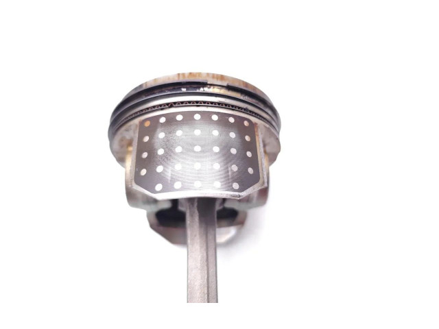 Поршень с шатуном Honda CR-Z