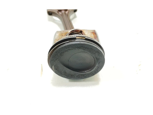 Поршень с шатуном CBZB Skoda Fabia Mk2 (5J)