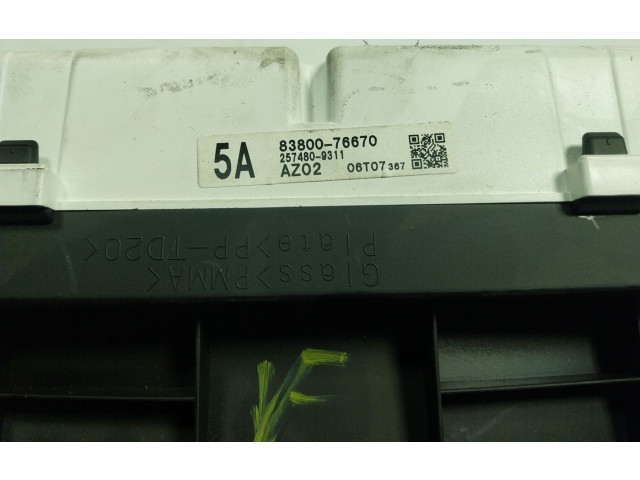 Přístrojová deska  Lexus CT 200H 2016 8380076670, 8380076670  