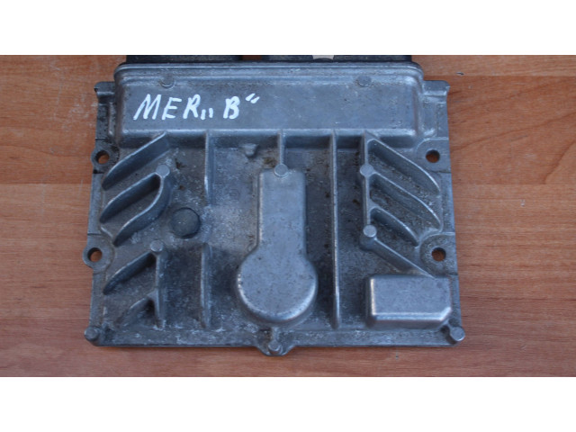 Блок управления двигателя 55579237, 55581448   Opel Meriva B