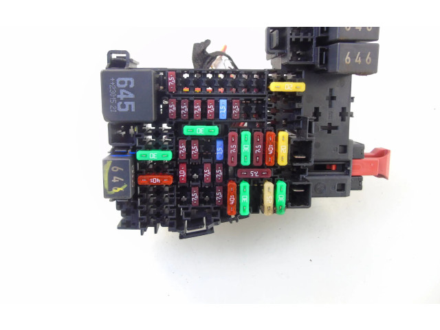 Блок предохранителей Audi A1  2018 -  года 2Q0937615A      