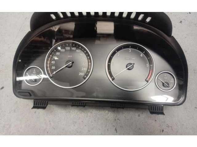 Přístrojová deska  BMW X5 F15  933989501  