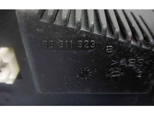 Панель приборов A2035401511, 88311323   Mercedes-Benz C W203       