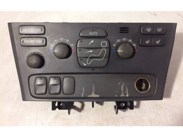 Блок управления климат-контролем 8682930   Volvo V70