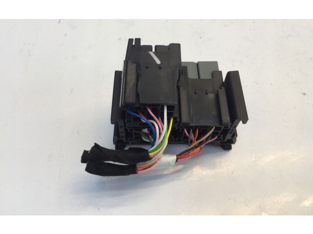 Pojistková skříňka 678835916R Nissan Juke II F16 2021