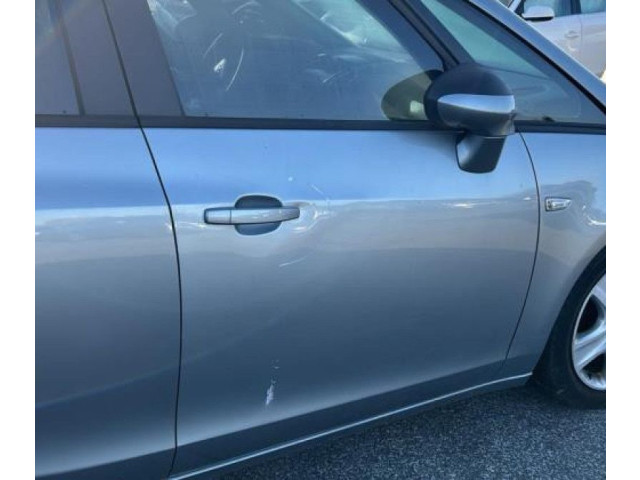 Přístrojová deska Opel Zafira C 2012