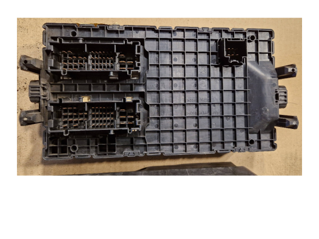 Pojistková skříňka 15887759, 25796965 Hummer H3 2007