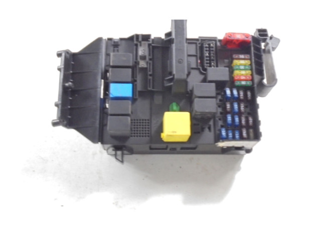 Pojistková skříňka 0010386V013, 0010386V013 Smart ForTwo 2002