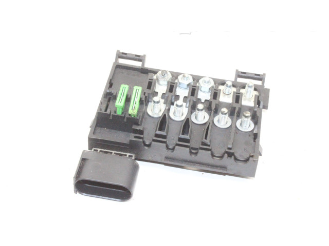 Блок предохранителей    Audi TT TTS Mk2    