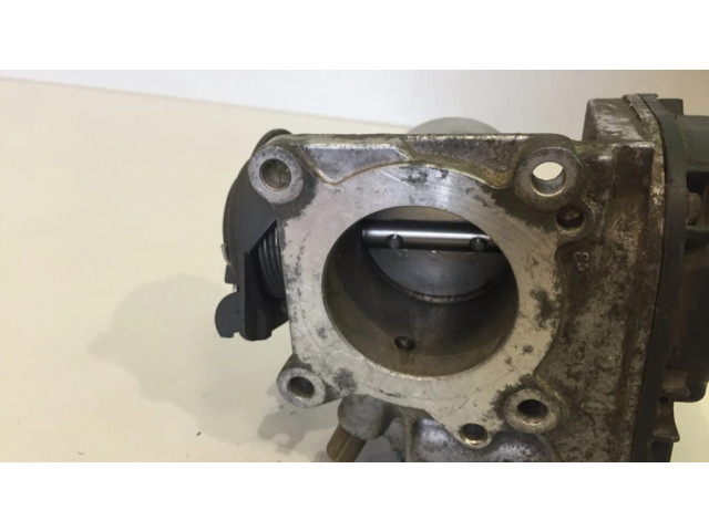 Дроссельная заслонка